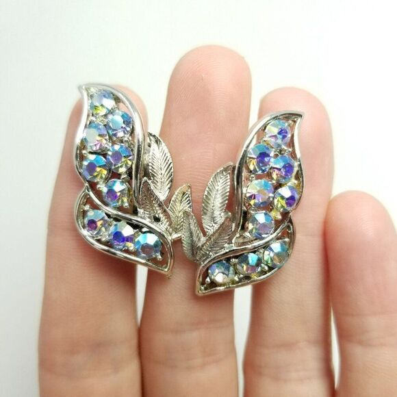 Vintage Coro Blue Rhinestone Leaf Shape Clip On Earrings, Silver Tone Setting - Picture 8 of 8